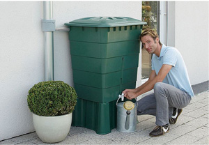 Graf Mondo 137 Gallon Rain Barrel with 1/2 HP Pump and Filter Package